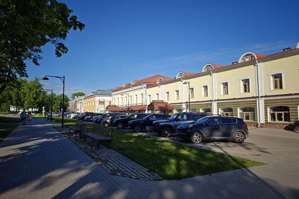 Площадь Ленина (бывш. Торговая)